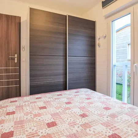 Amazing In Semesterbostad *