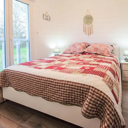 Amazing In Semesterbostad *